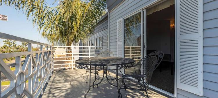 科洛尼尔贝斯特韦斯特酒店(Best Western Colonial Inn)图片