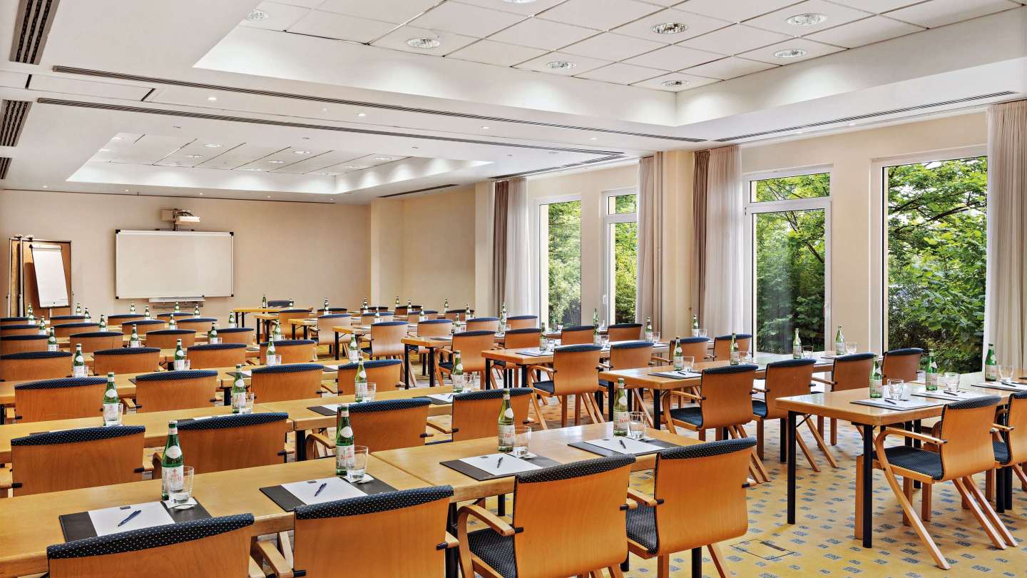 Dorint Marc Aurel Spa & Golf ResortOver view