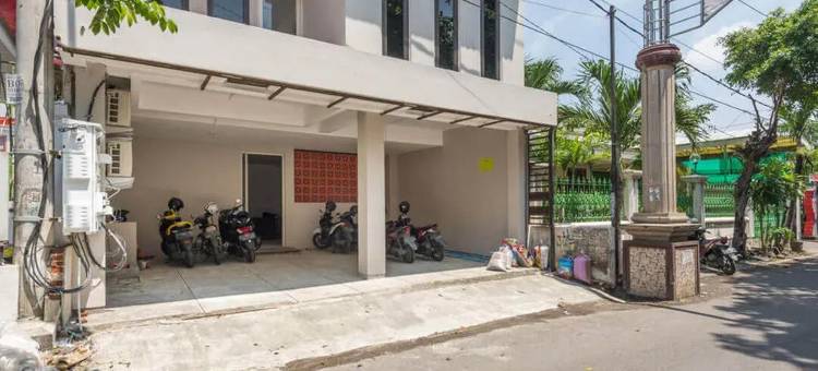 红多兹酒店-近泗水卡扎购物中心(RedDoorz Near Kaza Mall Surabaya)图片