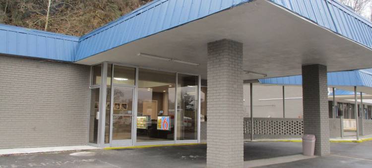 奇豪威骑士旅馆(Motel 6 Chilhowie, VA - I-81)图片