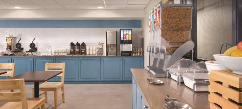 佩拉丽怡酒店(Country Inn & Suites by Radisson, Pella, IA)图片