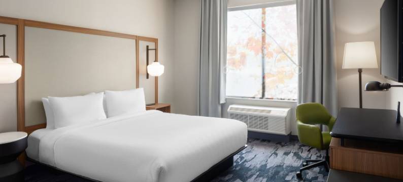 惠特塞特万枫套房酒店(Fairfield Inn & Suites Whitsett Greensboro East)图片