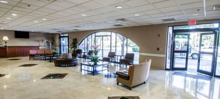 迈阿密国际机场克拉丽奥酒店及套房(Clarion Inn & Suites Miami International Airport)图片