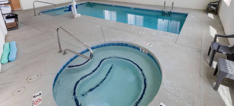 温斯洛 I-40 凯艺酒店(Quality Inn Winslow I-40)图片