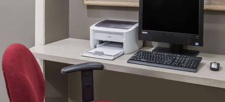 新伊比利亚温德姆华美达酒店(Ramada by Wyndham New Iberia)图片