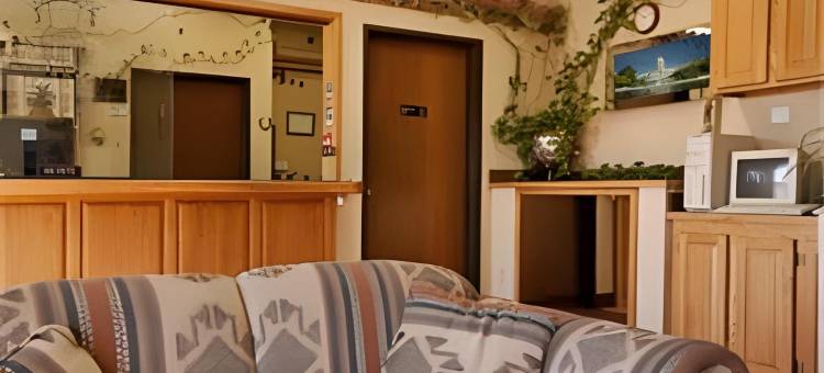 卡尔斯巴速8酒店(Super 8 by Wyndham Carlsbad)图片