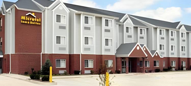 南本德-巴黎圣母院麦客达套房酒店(Microtel Inn & Suites by Wyndham South Bend/at Notre Dame)图片