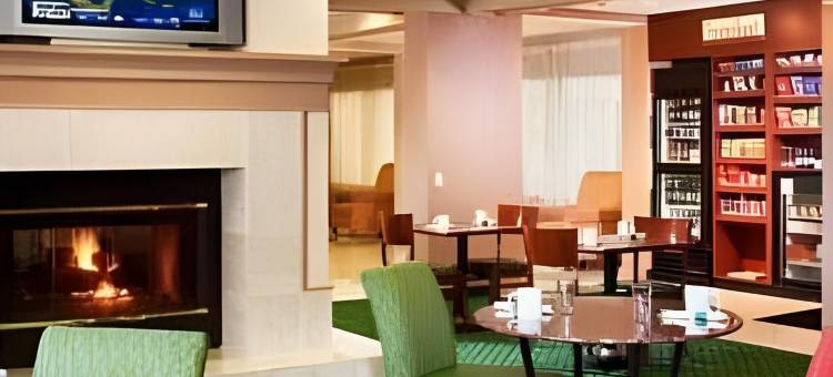 托莱多莫米-箭头万怡酒店(Courtyard Toledo Maumee/Arrowhead)图片