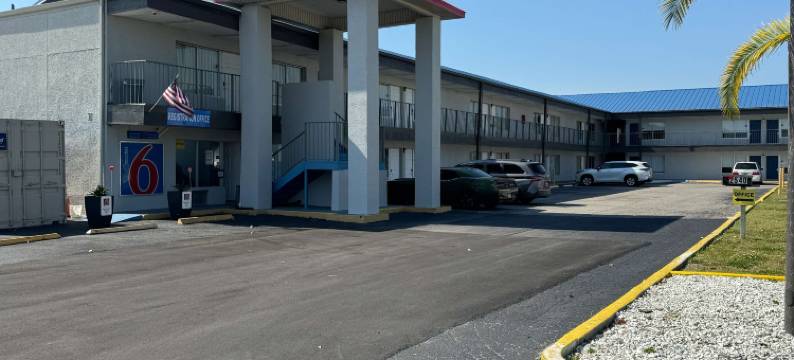 佛罗里达州恩格尔伍德 6 号开放式客房酒店(Studio 6 Englewood, FL)图片