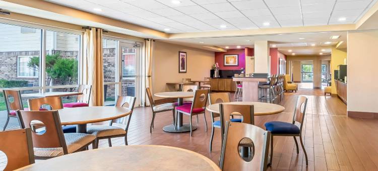 昆特品质酒店(Quality Inn)图片