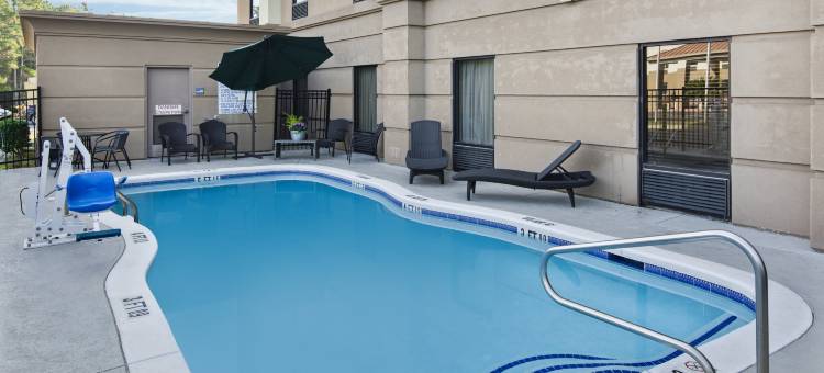 希尔顿欢朋酒店-海恩斯维尔(Hampton Inn Hinesville)图片