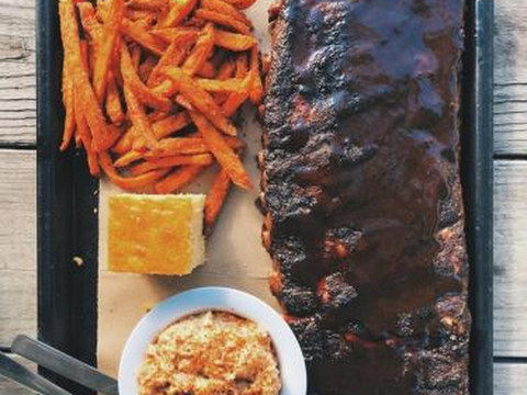 Hidden Lakefront Retreat