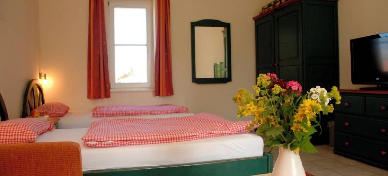 伯恩斯坦兰德希尔斯堡(Bernsteinland Hirschburg)图片