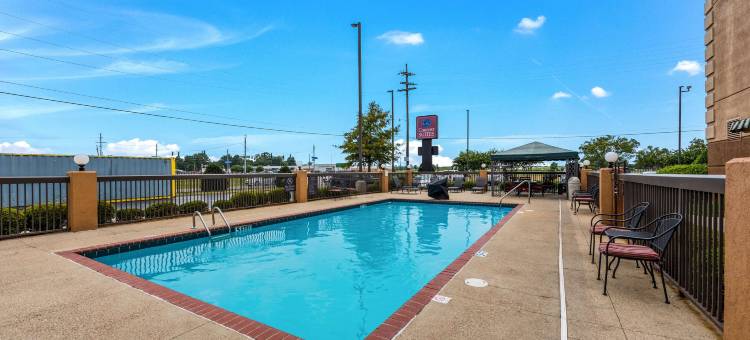 门罗舒适套房酒店(Comfort Suites Monroe)图片