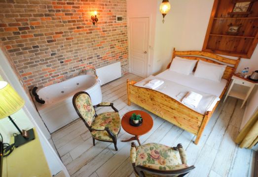 Agva Piazza Hotel Hotel Overview