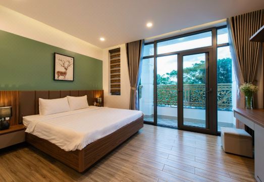 West Lake Hotel - Near Bai Dai Beach Hotel Overview