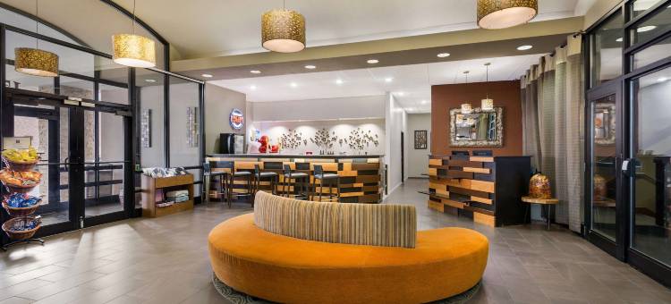 Revel Hotel Minot, SureStay Collection by Best Western图片