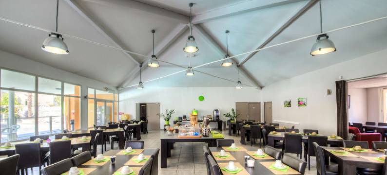 拉卡西亚泽尼图德公寓酒店(Comfort Aparthotel Lourdes L'Acacia)图片