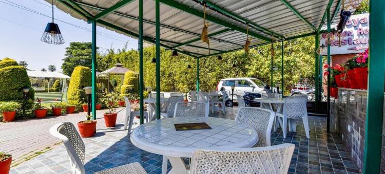 Fabhotel皇家花园度假村(FabHotel Resort Royal Garden Retreat)图片