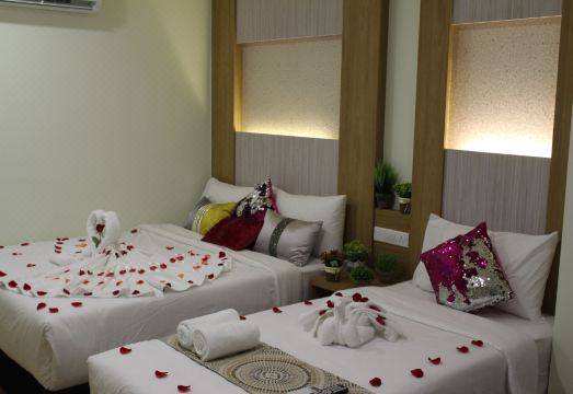 武吉免登生态酒店外景图