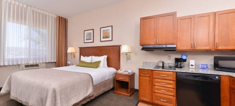 Candlewood Suites 圣迭戈(Candlewood Suites San Diego)图片