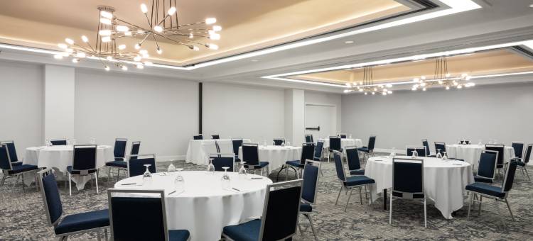 伯明翰希尔顿安泊酒店(Embassy Suites by Hilton Birmingham)图片