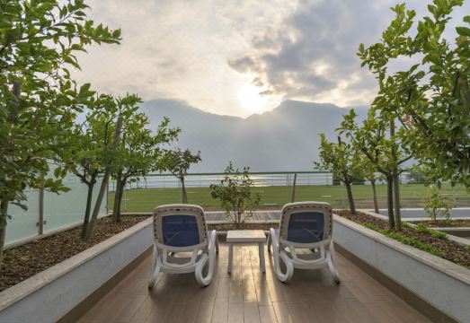 Garda Suite HotelHotel Overview