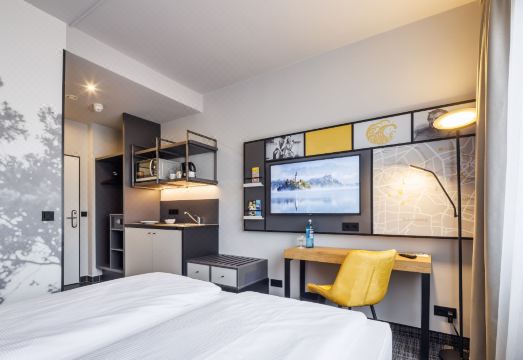 Hotel LützowHotel Overview