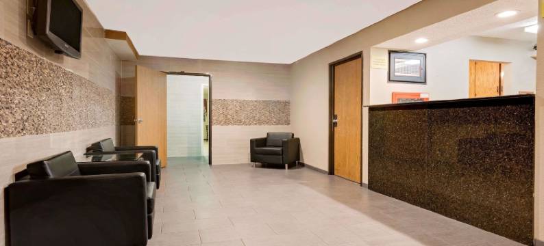 门特-克利夫兰地区温德姆速8酒店(Super 8 by Wyndham Mentor/Cleveland Area)图片