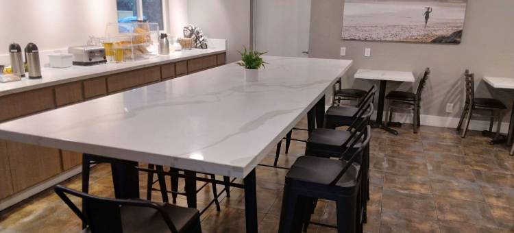 丘拉维斯塔海湾酒店(SureStay Hotel by Best Western Chula Vista San Diego Bay)图片