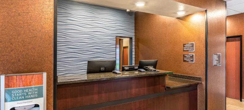 鹅卵石套房酒店 - 费尔菲德湾(Cobblestone Inn & Suites Fairfield Bay)图片