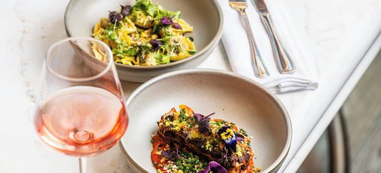 果园酒店及餐厅(The Orchard Hotel & Restaurant)图片