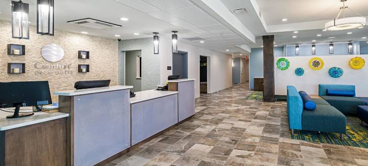 俄克拉何马城布里克敦附近舒适套房酒店(Comfort Inn & Suites Oklahoma City Near Bricktown)图片