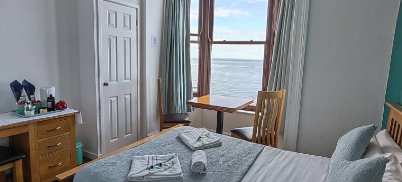 卡迪根湾旅馆(The Cardigan Bay Guest House)图片