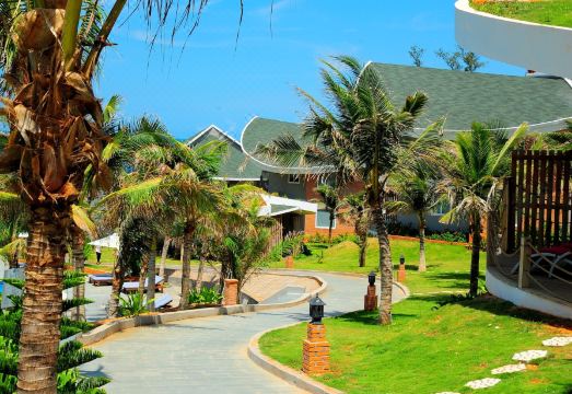 Sandunes Beach Resort & Spa Hotel Overview