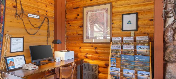 科尔牧场钻石山林小屋(Kohl's Ranch Lodge)图片