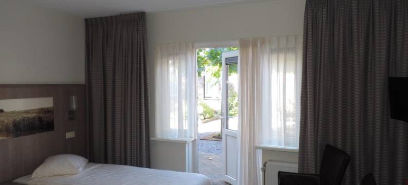 艾坎培尔酒店(Hotel Ekamper)图片