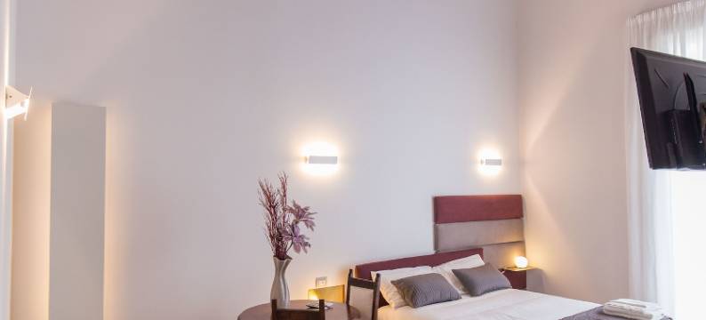 萨沃伊河滨酒店(Savoy Riviera)图片