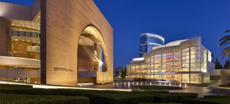 奥兰治县科斯塔梅萨皇冠假日酒店(Crowne Plaza Costa Mesa Orange County)图片