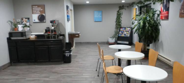 温斯洛6号汽车旅馆(Motel 6 Winslow, AZ)图片