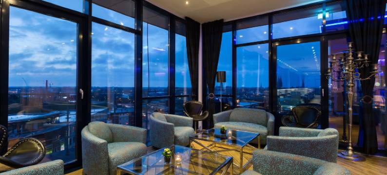 吕贝克伽和瑞森藤维尔酒店(Hotel IV Jahreszeiten Lübeck)图片