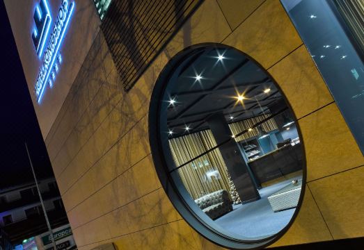 Hotel Königshof Hotel Overview