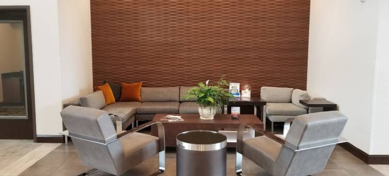 哈里肯/锡安国家公园蔚景温德姆酒店(Wingate by Wyndham Hurricane/Zion National Park)图片