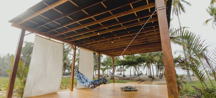 乌塔塔卡生态酒店(Uuttaaka Eco-Hotel)图片