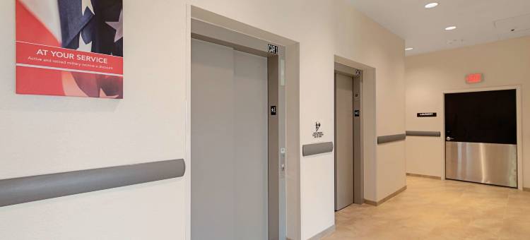 德克萨斯奥斯汀 - 机场 6 号开放式客房酒店(Studio 6 Austin, TX - Airport)图片