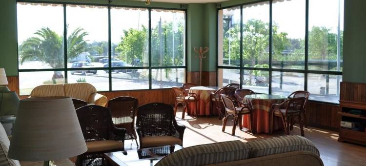 蒙罗伊阿隆索酒店(Hotel Alonso de Monroy)图片