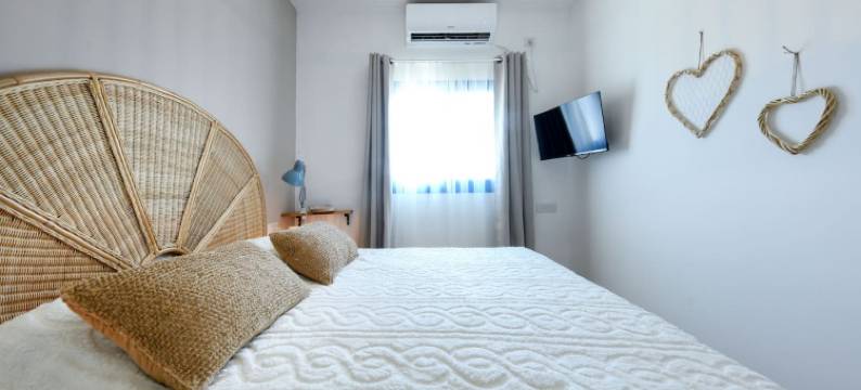 Authentic Beachfront Apartment图片