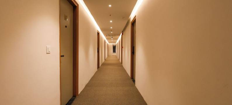 Click Hotel Bhuntar,库鲁-布恩塔尔机场(Click Hotel Bhuntar, Kullu Manali -Bhuntar Airport)图片