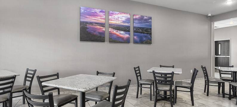 Riverstone套房 - 奇普瓦瀑布(Riverstone Suites - Chippewa Falls)图片