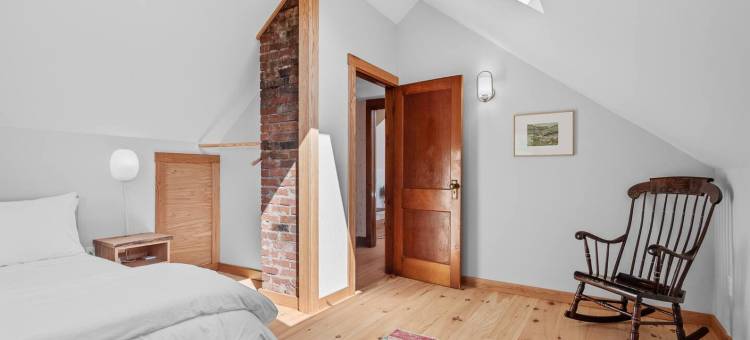 Charming Cottage with Scenic Trails - Cozy Summer Escape图片